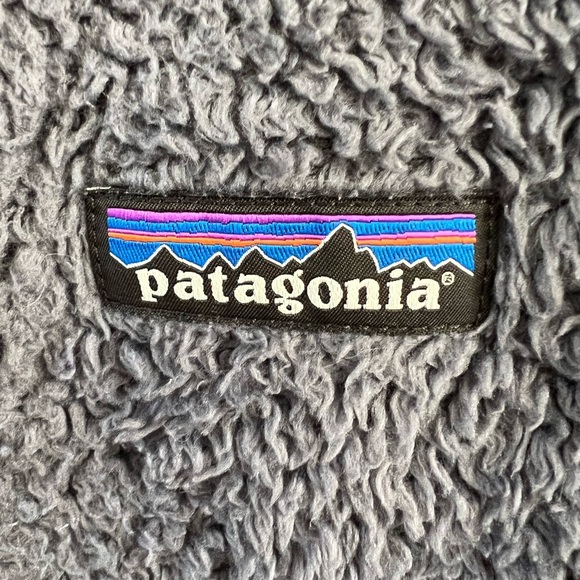 PATAGONIA WOMEN'S HOODED FLEECE 1/2 ZIP PULLOVER - Picture 5 of 8